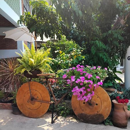 Oldy De Garden Aparthotel Chiang Mai Exterior foto